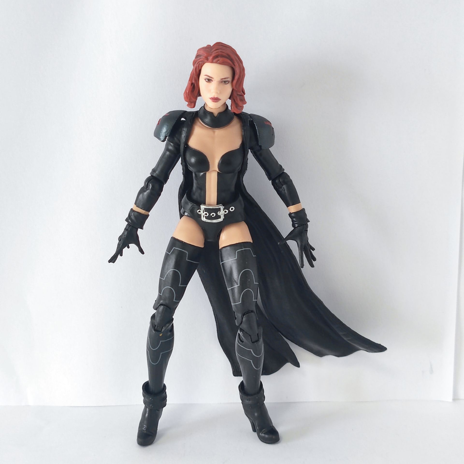 Vintage Collection Star Wars - Marvel Legends Black Queen, Black Widow'un
